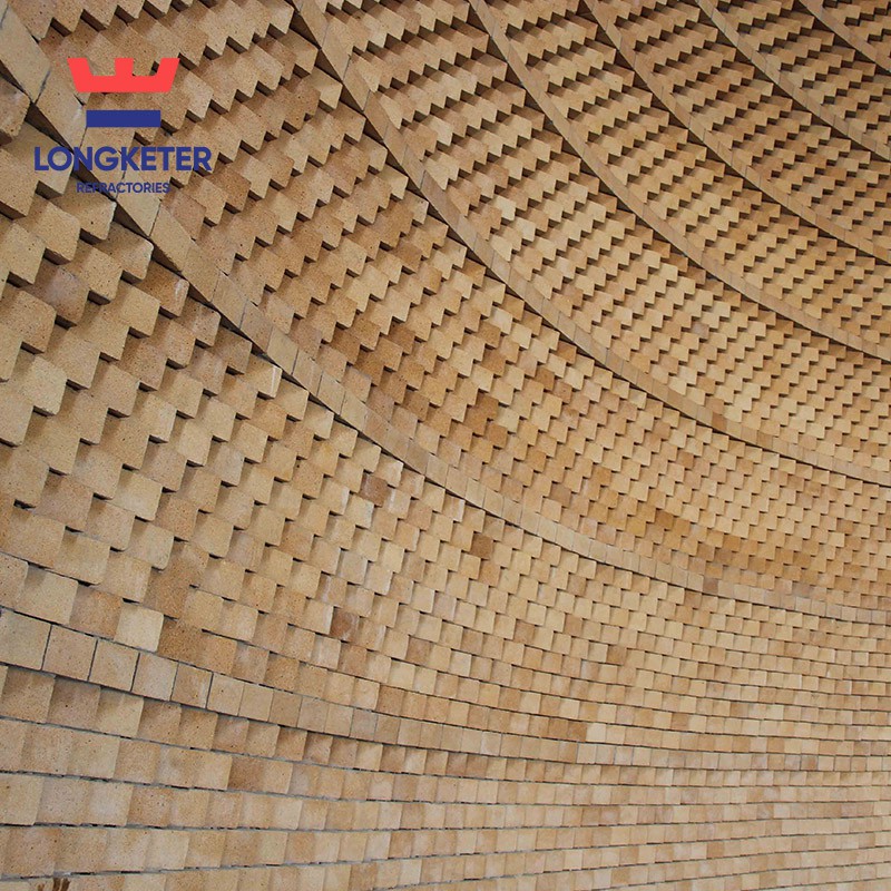 Ugniai atsparių molio plytų savybės